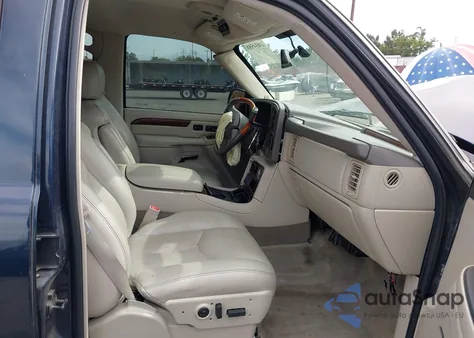 2004 Cadillac Escalade Standard из США, поврежденный, VIN 1GYEK63N04R113825